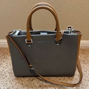 Large Michael Kors Selma Tote Handbag
